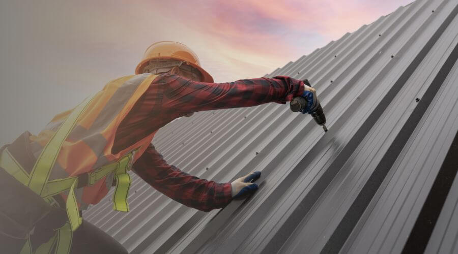 Expert new roof installation services in Iron Mountain, MI